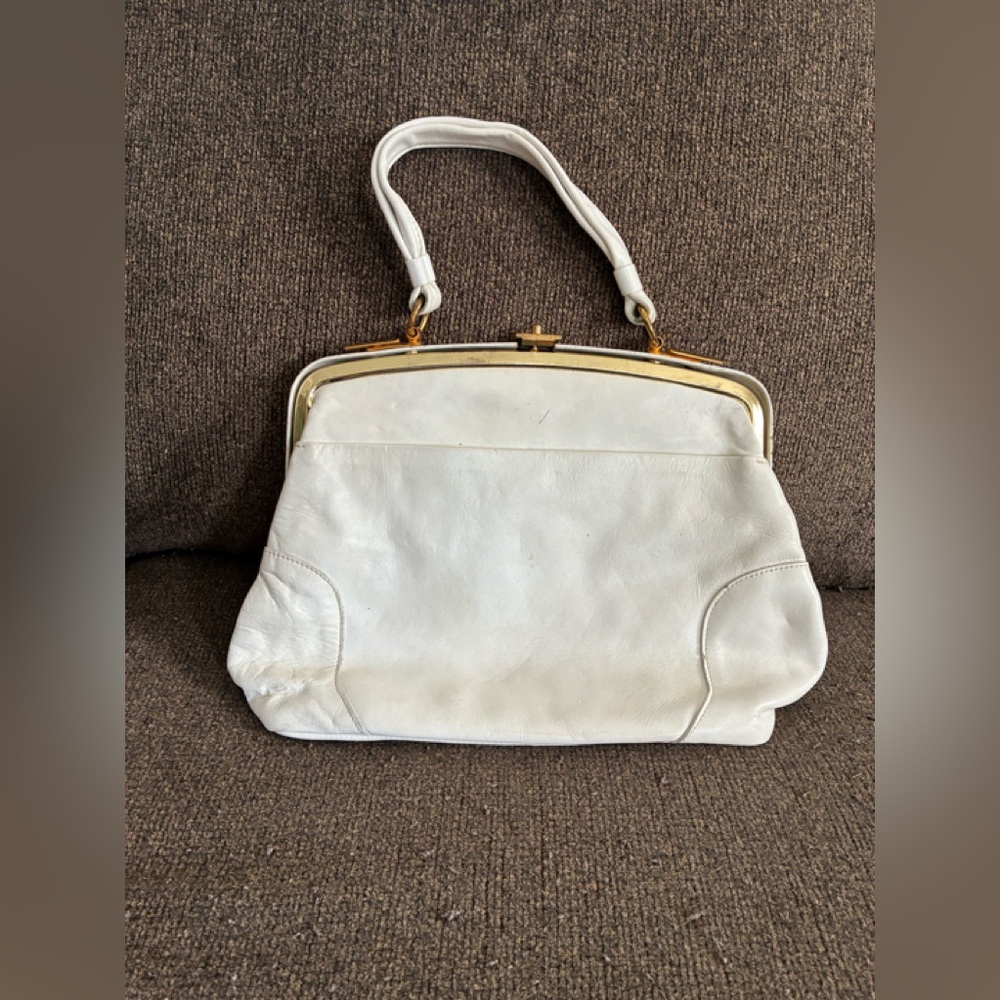 White Minimalist handbag with Soft Texture vintage white gold - Picture 2 of 8